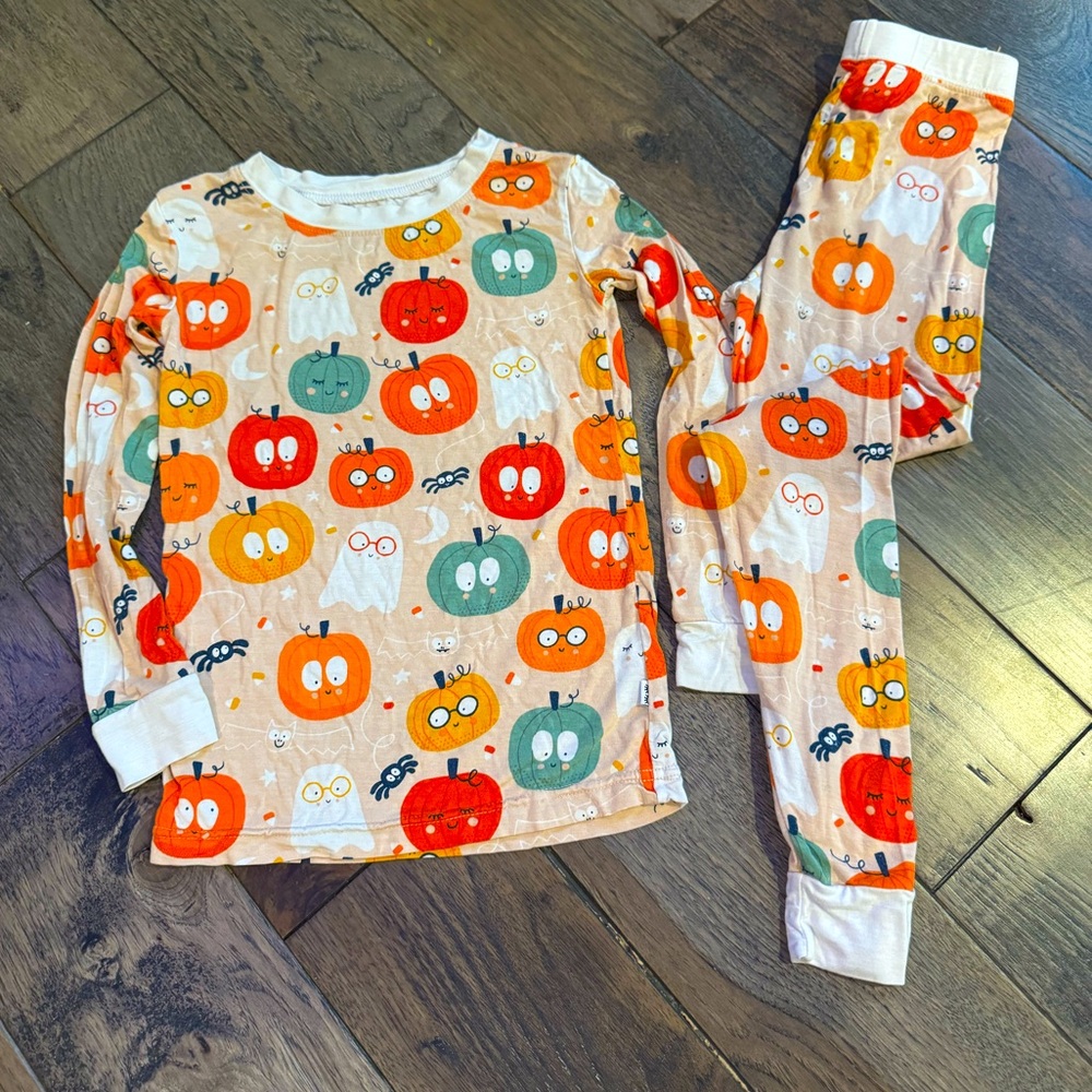 Little sleepies Halloween pumpkin party